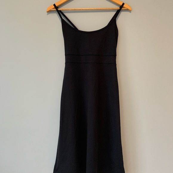 Athletic black dress - Picture 2 of 6